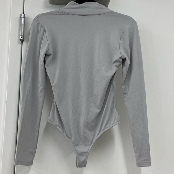 BLANC Bodysuit - Size M - Picture 2 of 3